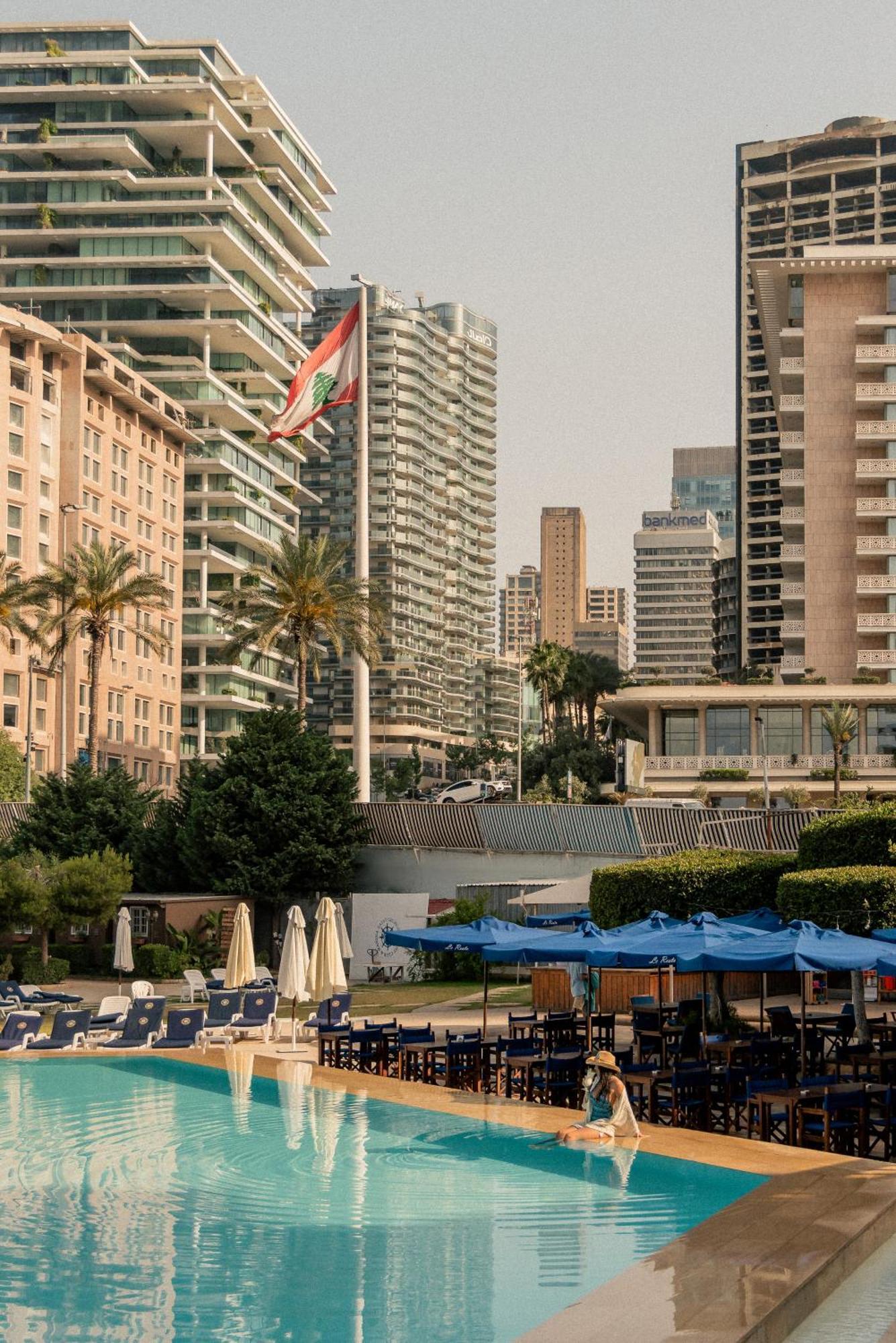 Hotel Saint Georges Beirut Al Marfa' Bagian luar foto